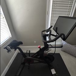 Peloton Bike