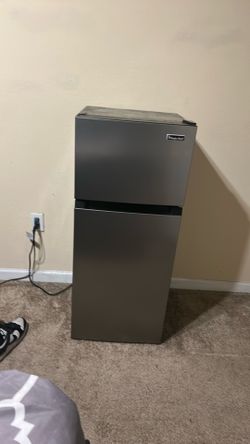 Magic Chef Mini Fridge and Freezer