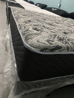 Premium Brand New Mattress Memory Foam, Hybrid, Cooling Gel, Pocketed Coil, all Certi-Pur, and More. California King -King- Queen - Full - Twin XL
