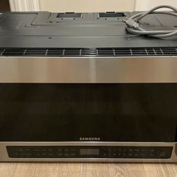 Like NEW Samsung Over The Range Microwave 