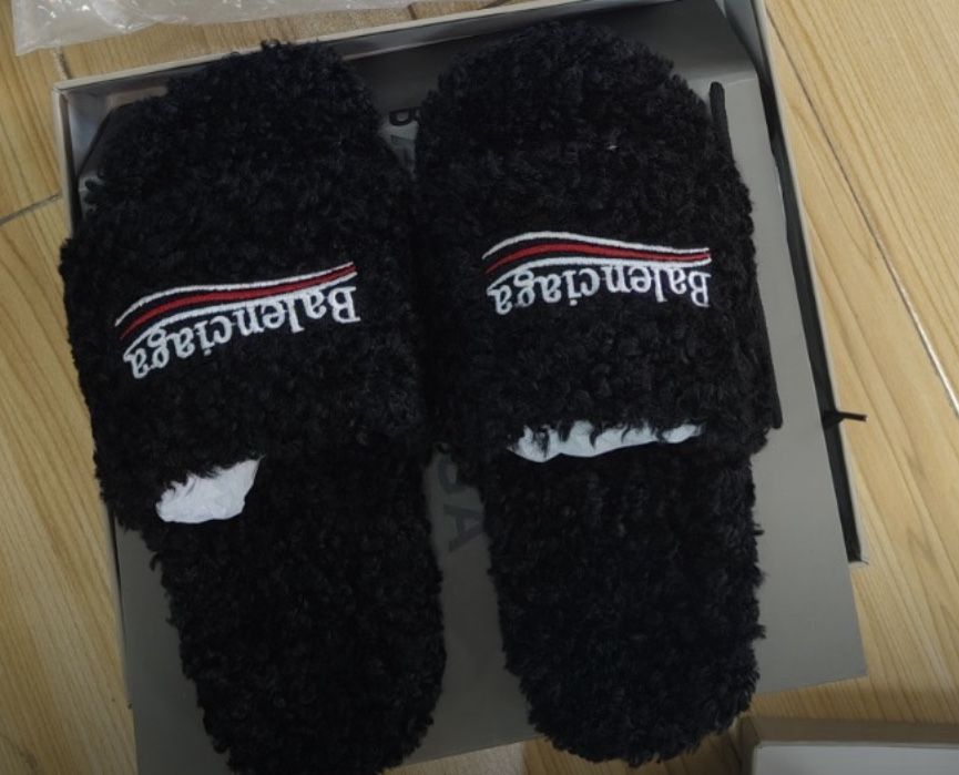 Balenciaga Slides