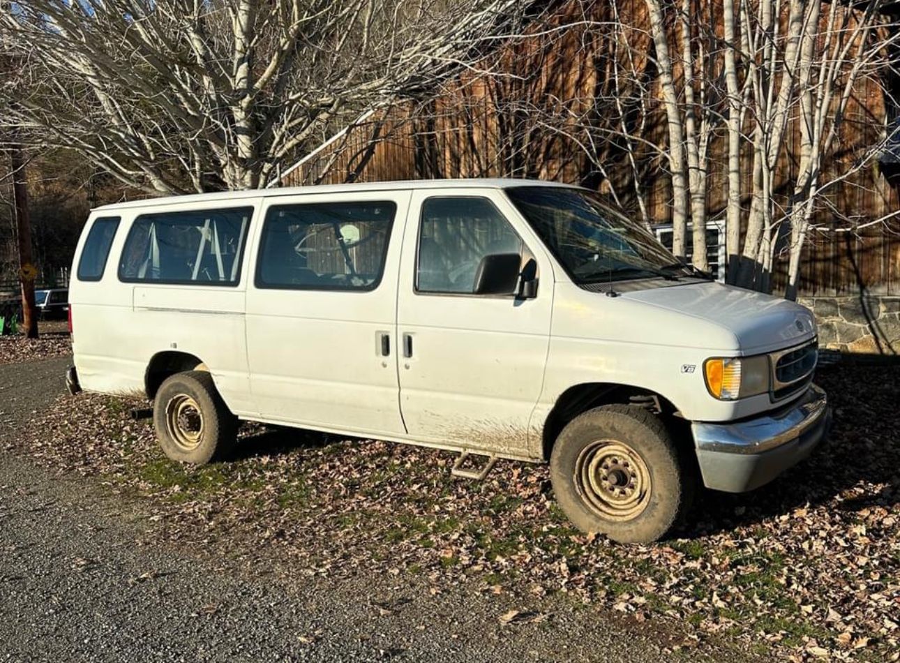 1997 Ford Club Wagon · Van E350 for Sale in Trout Lake, WA OfferUp