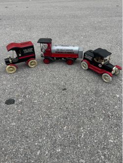 Vintage coin bank Texaco trucks