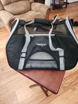 Dog carrier