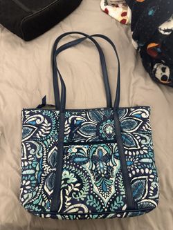 New Vera Bradley Blue Island Medallion tote bag