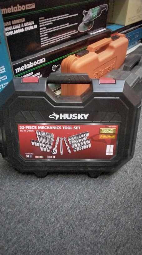 HUSKY 52 - PIECE MECHANICS TOOL SET