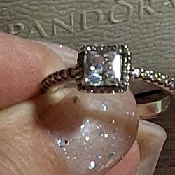 PANDORA AUTHENTIC TIMELESS COLLECTION BRAND NEW STERLING SILVER LARGE SQUARE HALO RING SIZE 9