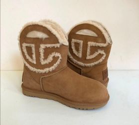 Ugg welfare size 4men/5.5 women