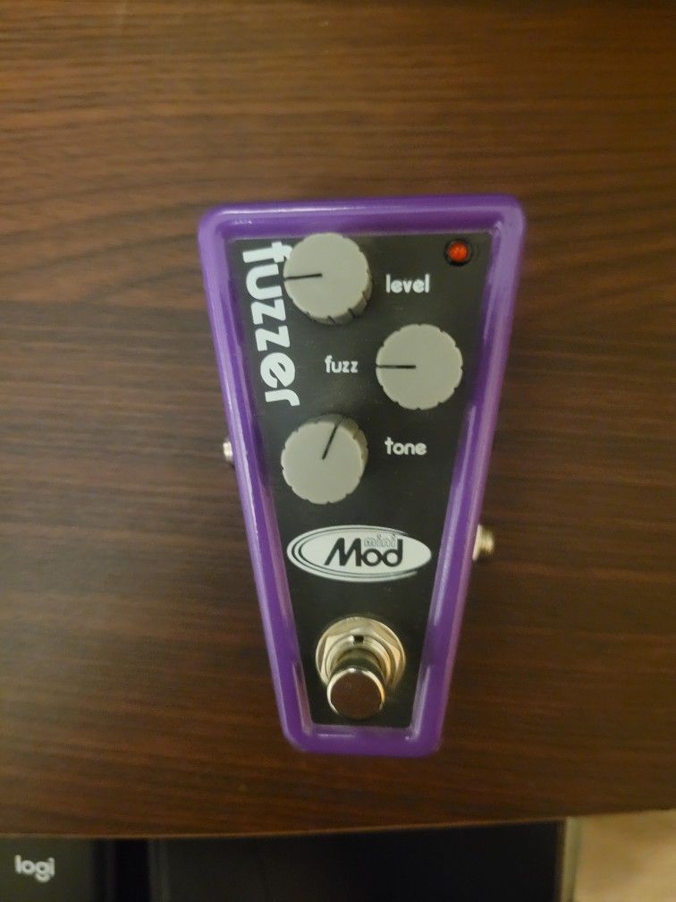 Modtone Fuzzer Pedal for guitar