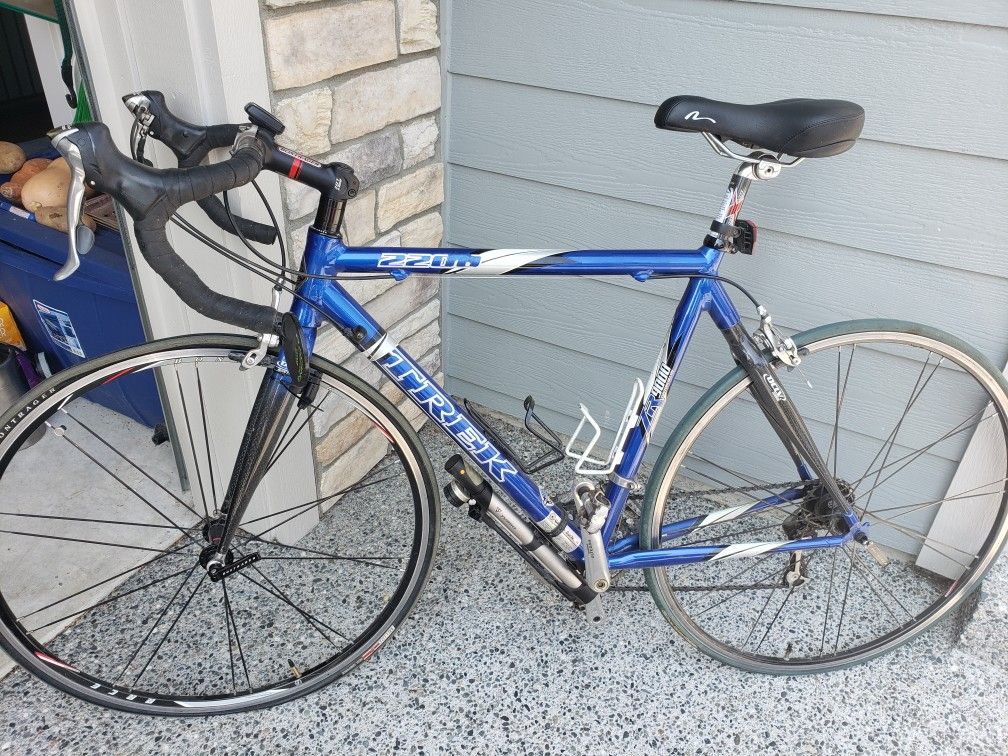 Trek Road Bike -   Excellent Condition