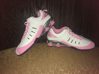Women’s Shoes sz 8 1-2