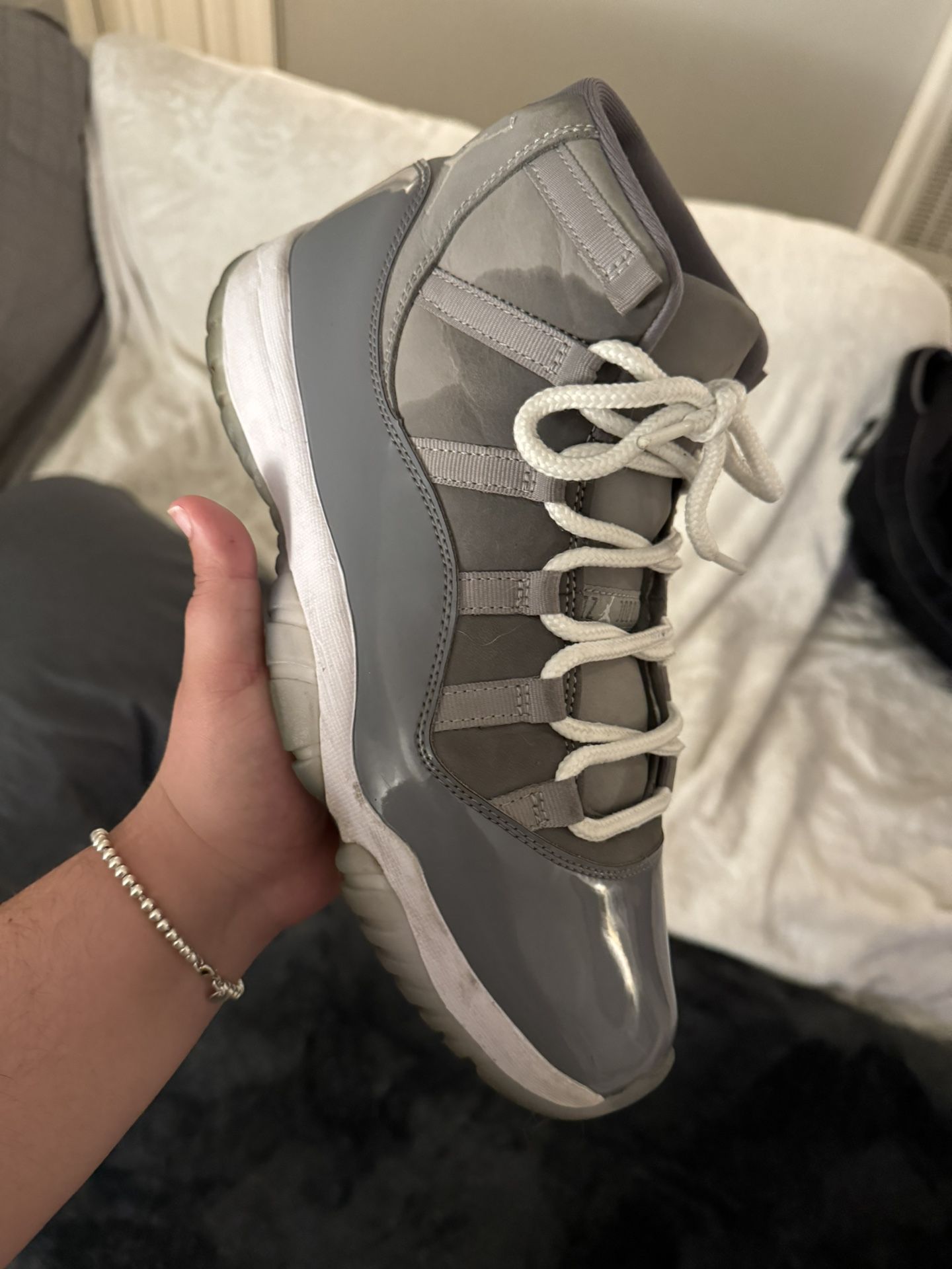 Jordan cool Grey 11