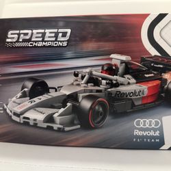 LEGO Speed Champions Audi Revolut F1 Team R26 Race Car