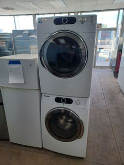 SAMSUNG FRONT LOAD WASHER AND ELECTRIC DRYER SET