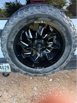 20” FUEL RIMS (5 tires and wheel)