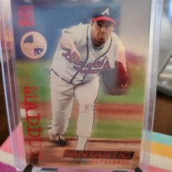 Greg Maddux 1994 Topps Stadium Club Members Only Fantastic Finishers Parallel Baseball Card 
