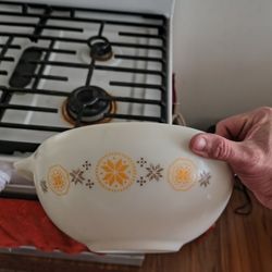 Vintage 1970's Pyrex 