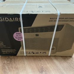 Aire acondicionado Frigidaire de 12000 BTU