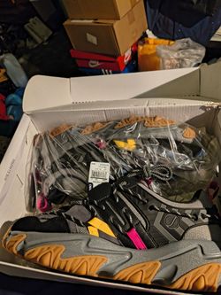 Brand New Javi Sneakers Size 10 5