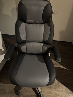 Sharper Image S-950 Heated Massage Office Chair – Like New