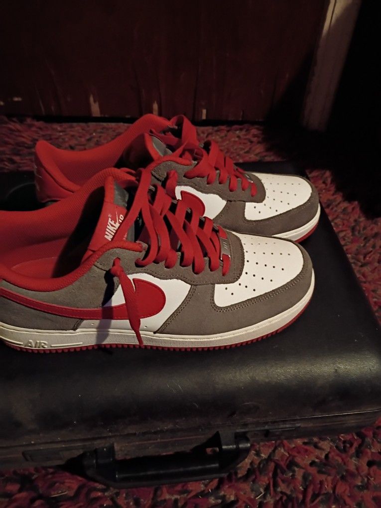 Size 10 Air Force 1s