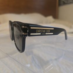 Like New Christian Dior Sun Glasses. 