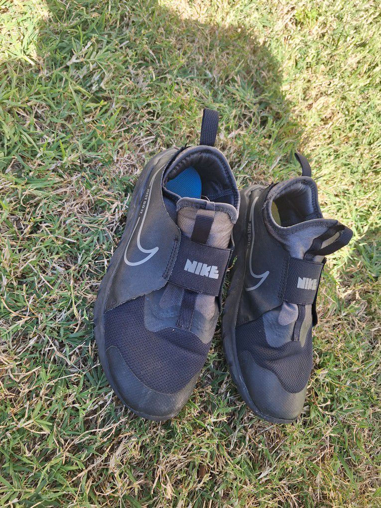 Boy Nike Shoes $5 Sz5y