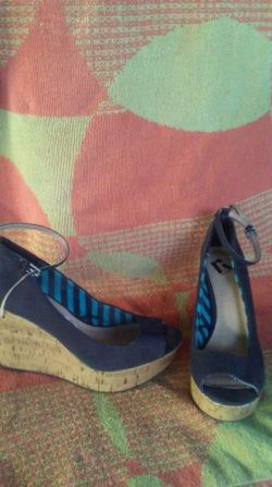 REPORT heel shoes / sneaker / zapatillas / zapatos con tacón corrido