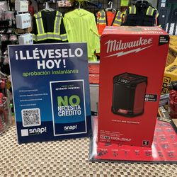 Milwaukee M12 12-Volt Lithium-Ion Cordless Bluetooth/AM/FM Jobsite Radio 