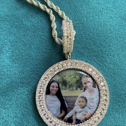 Custom personalized photo Pendant With/without Chain