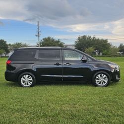 2015 Kia Sedona 
