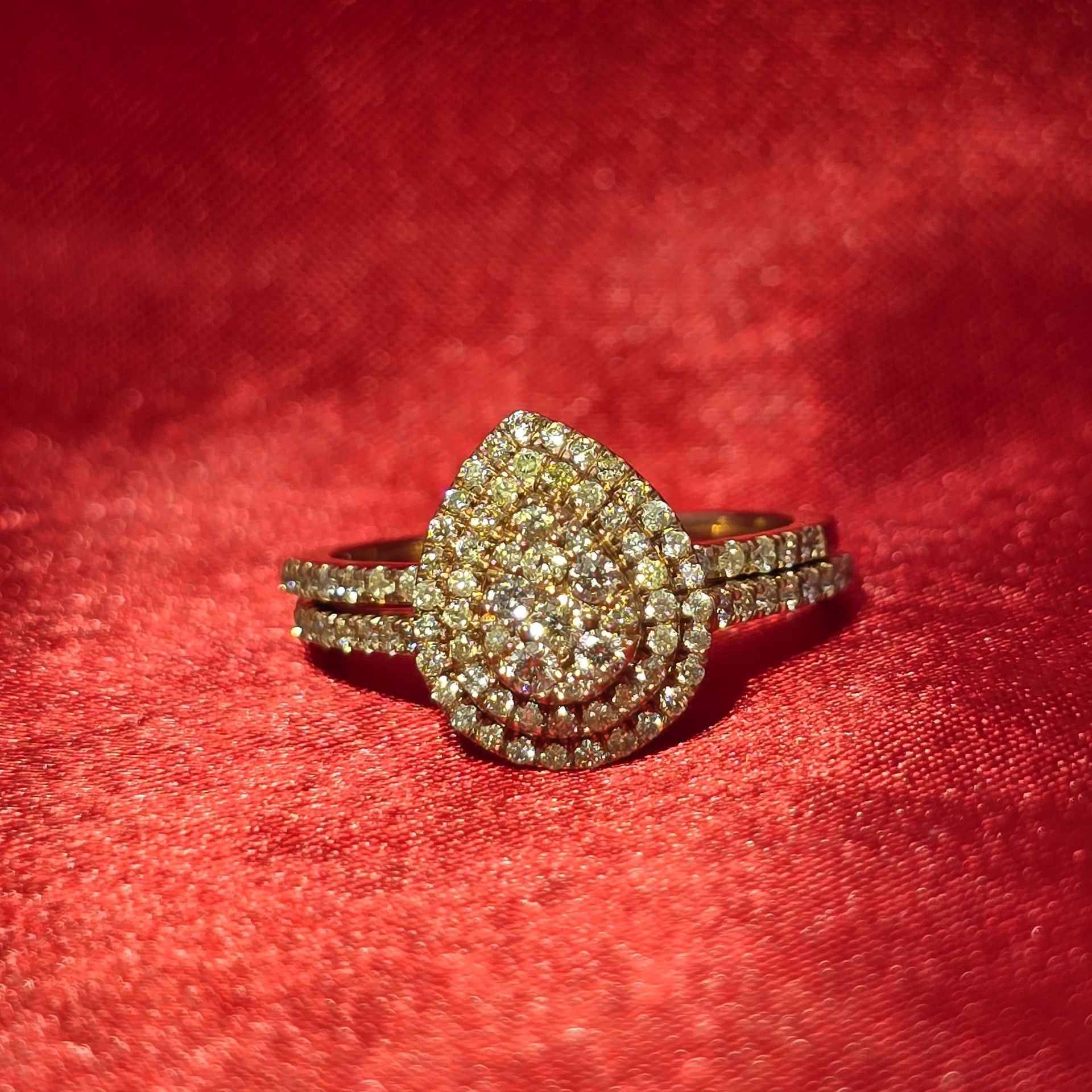 10k Yellow Gold Diamond Pear Engagement Ring 0.80 ctw