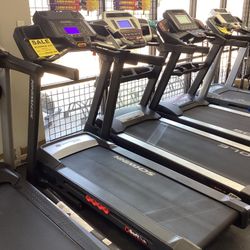Schwinn 830 Treadmill With Warranty 