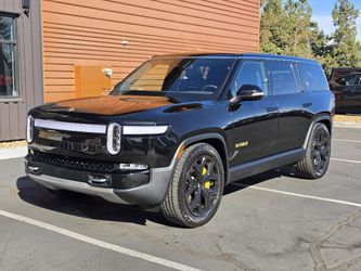 2023 Rivian R1S