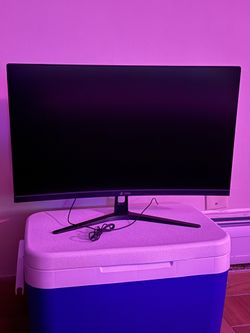 CRUA 27” Curved Monitor