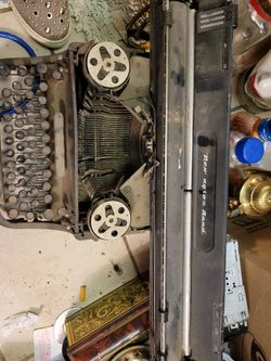 1930s Newspaper Typewriter 