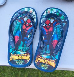 Chanclas de niño de spiderman