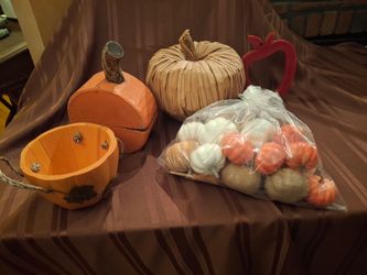 Halloween Decor