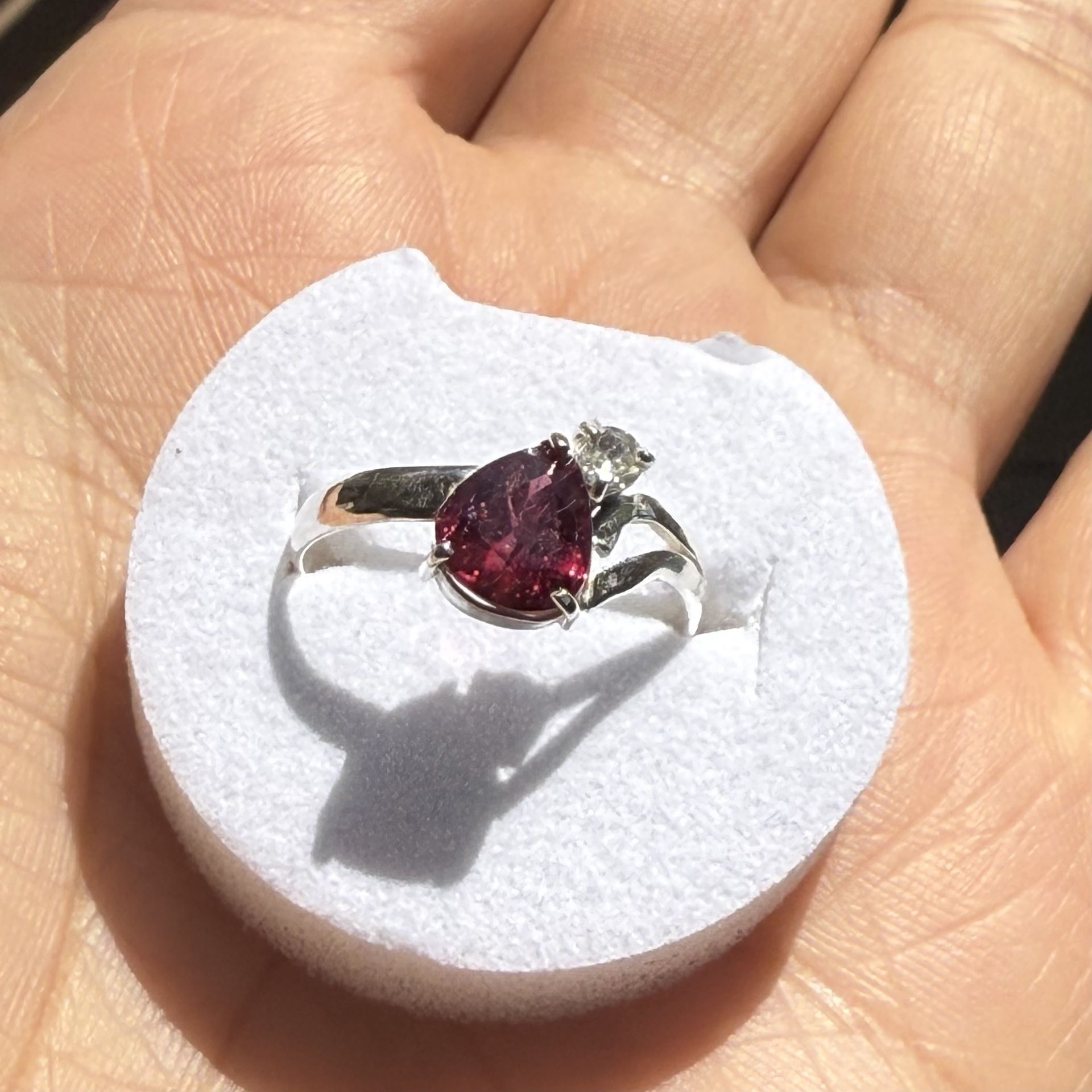 Beautiful Handmade Natural Garnet Gemstone 925 Silver Ring