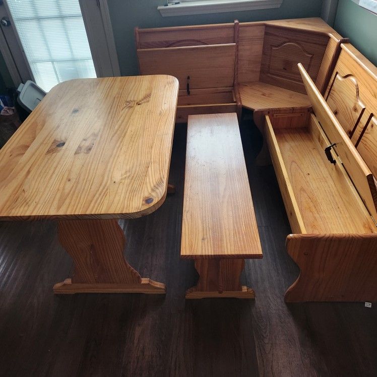 Solid Pine Wood Breakfast Nook for Sale in Garner, NC OfferUp