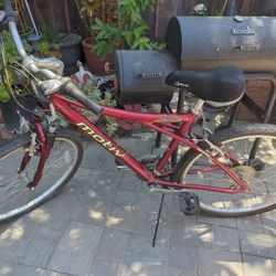 Bicicleta Motiv Rodado 26- 7 Speed Cómo Nueva 