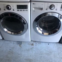 Lg Washer And Dryer Set 