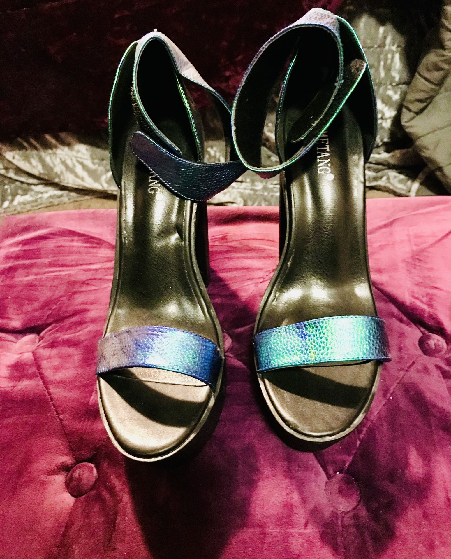 Holographic Wedges