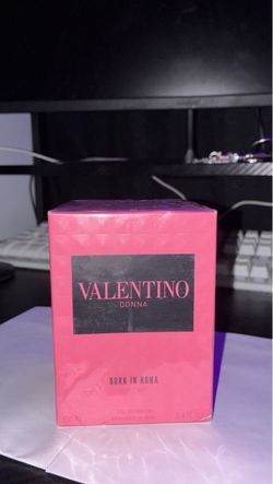 Valentino Donna Born in Roma