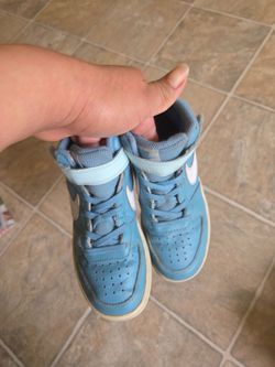Nikes Size 13 para niños