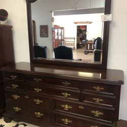 Bassett Dresser And Mirror
