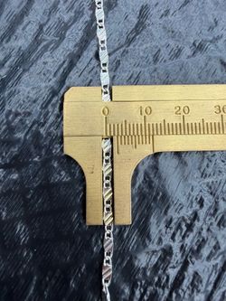 925 Silver Valentino Star Link Chain 22” 3mm 6g