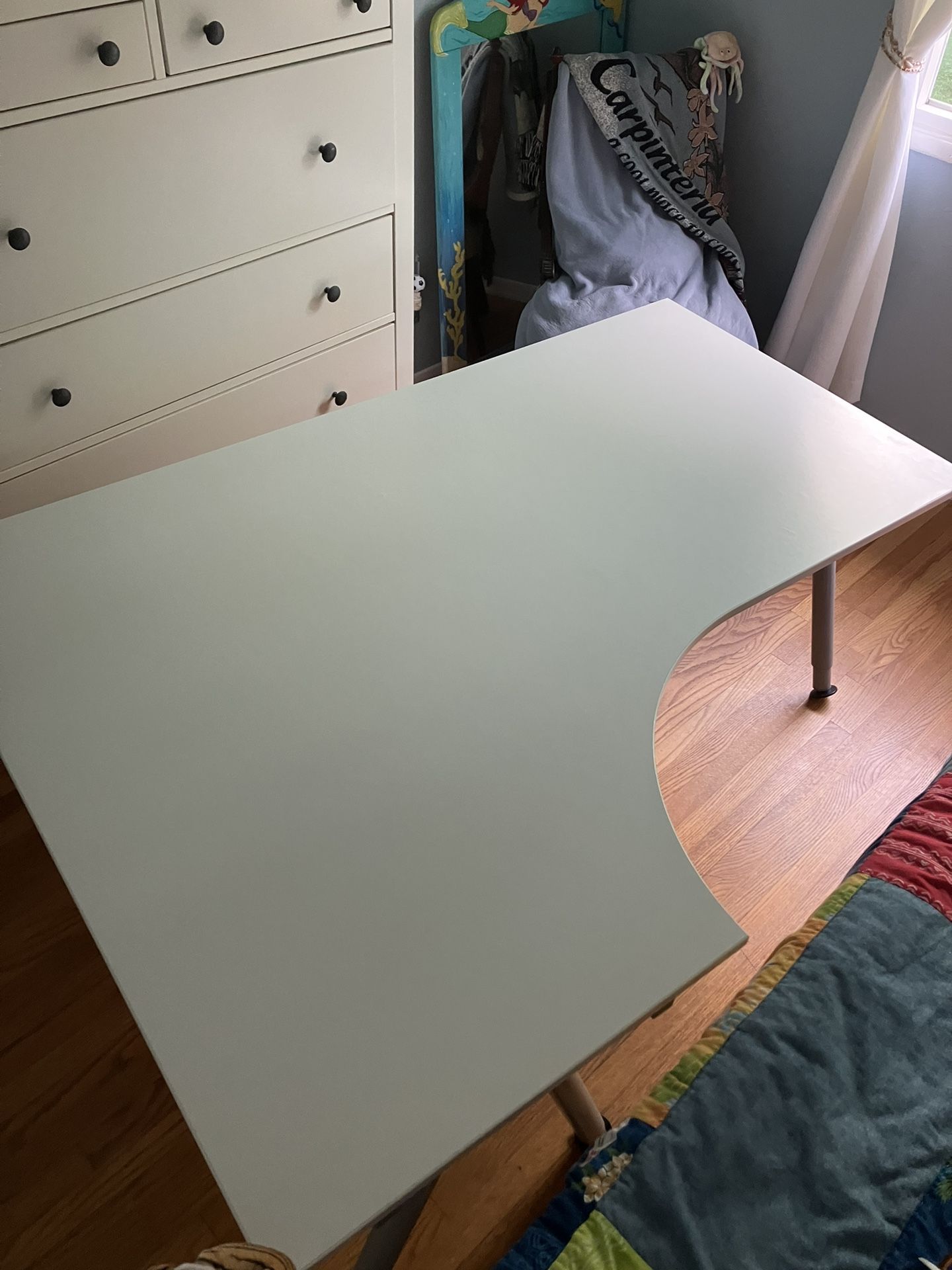 GALANT IKEA Corner Desk