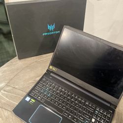 Predator Helios 300 Gaming Laptop 2021 (Makes A Little Noise)