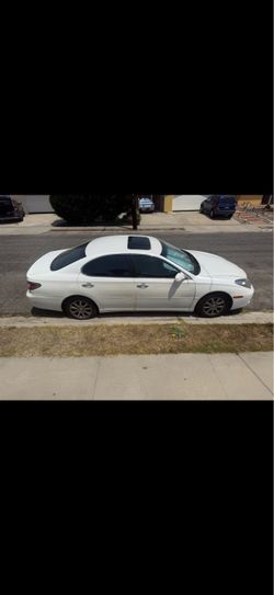 2004 Lexus ES 330